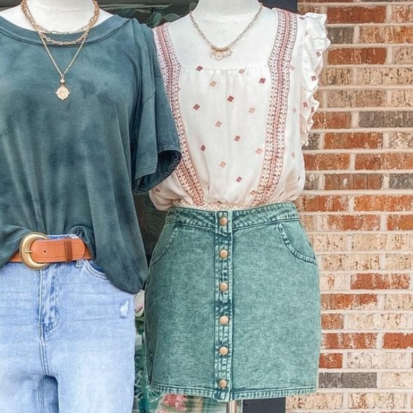 Green Denim Button Up Skirt - Picture 6 of 8